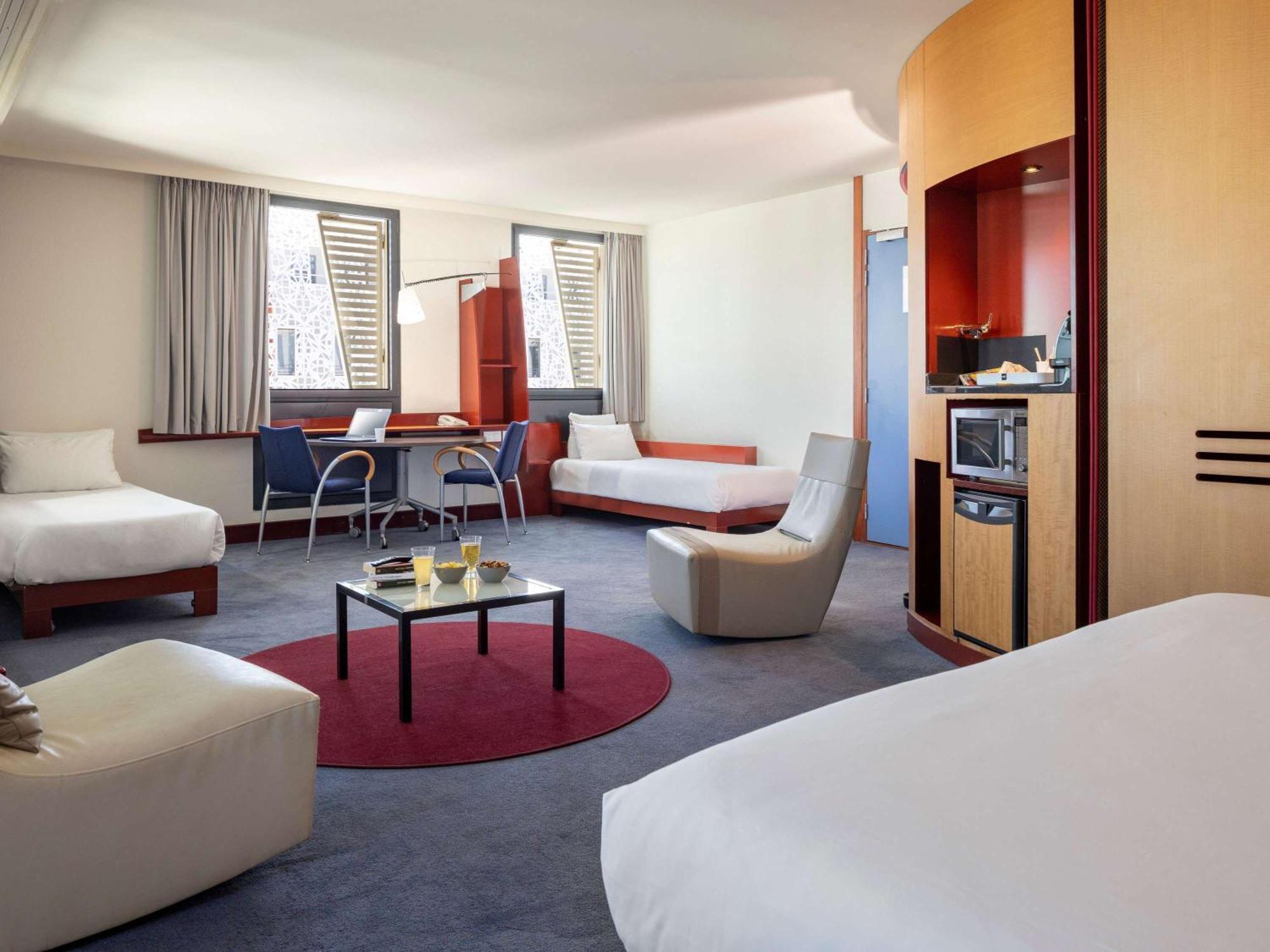 Novotel Suites Marseille Centre Euromed Esterno foto